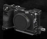 ayex Kamera-Cage kompatibel mit Sony Alpha 6700 mit HDMI-Klemme und Arca-Profil